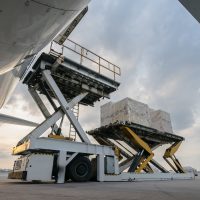 Rośnie popularność lotniczego cargo